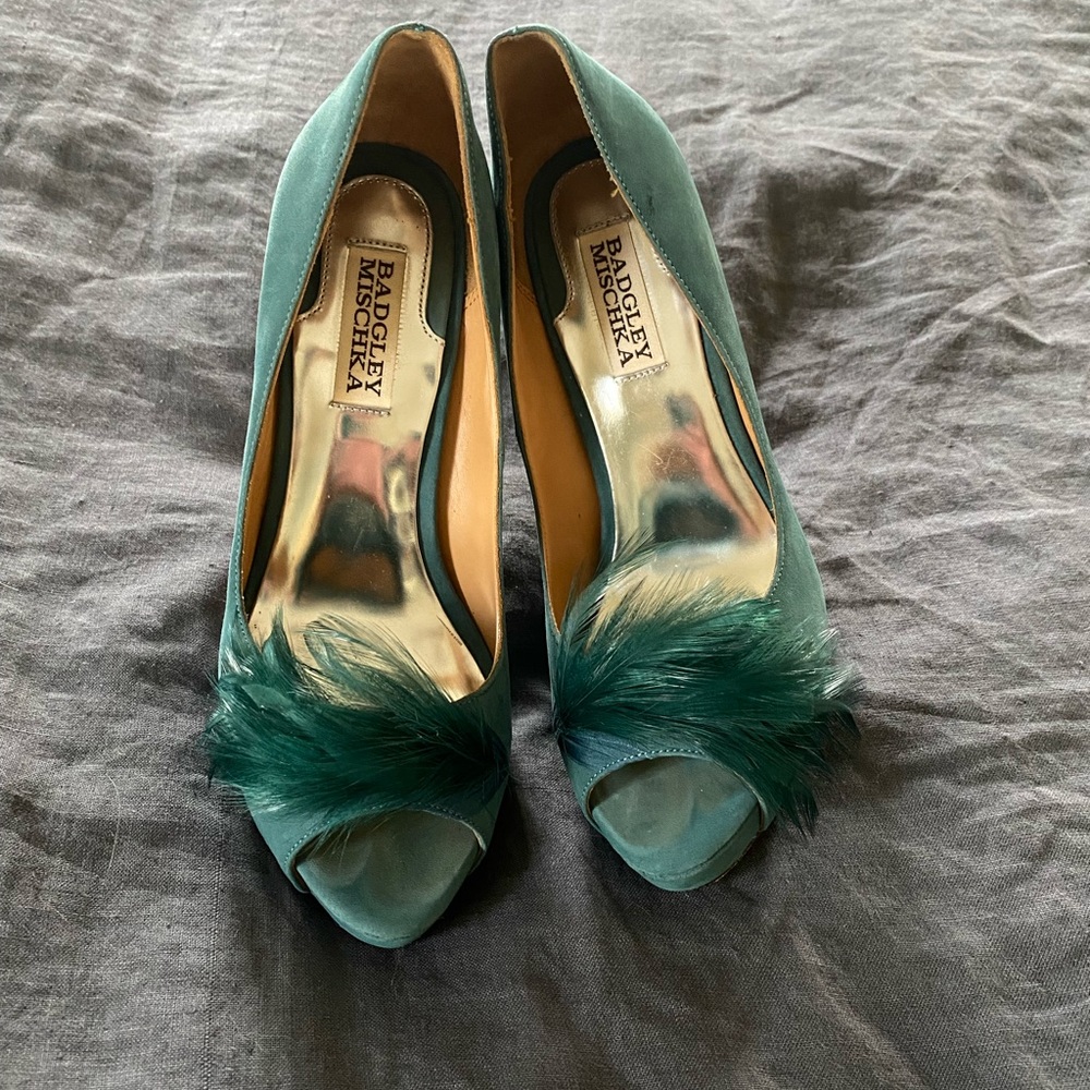 Badgley Mischka Ginnie Teal Suede Peep-Toe Heels